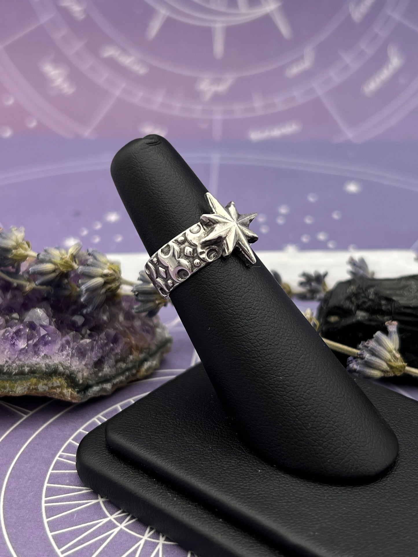 The Guiding Star Ring