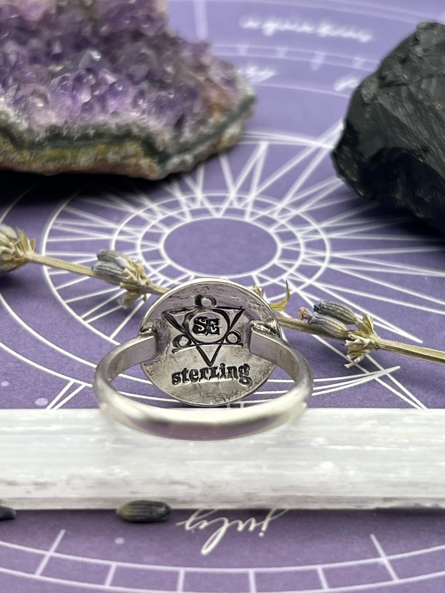The Eclipse Ring