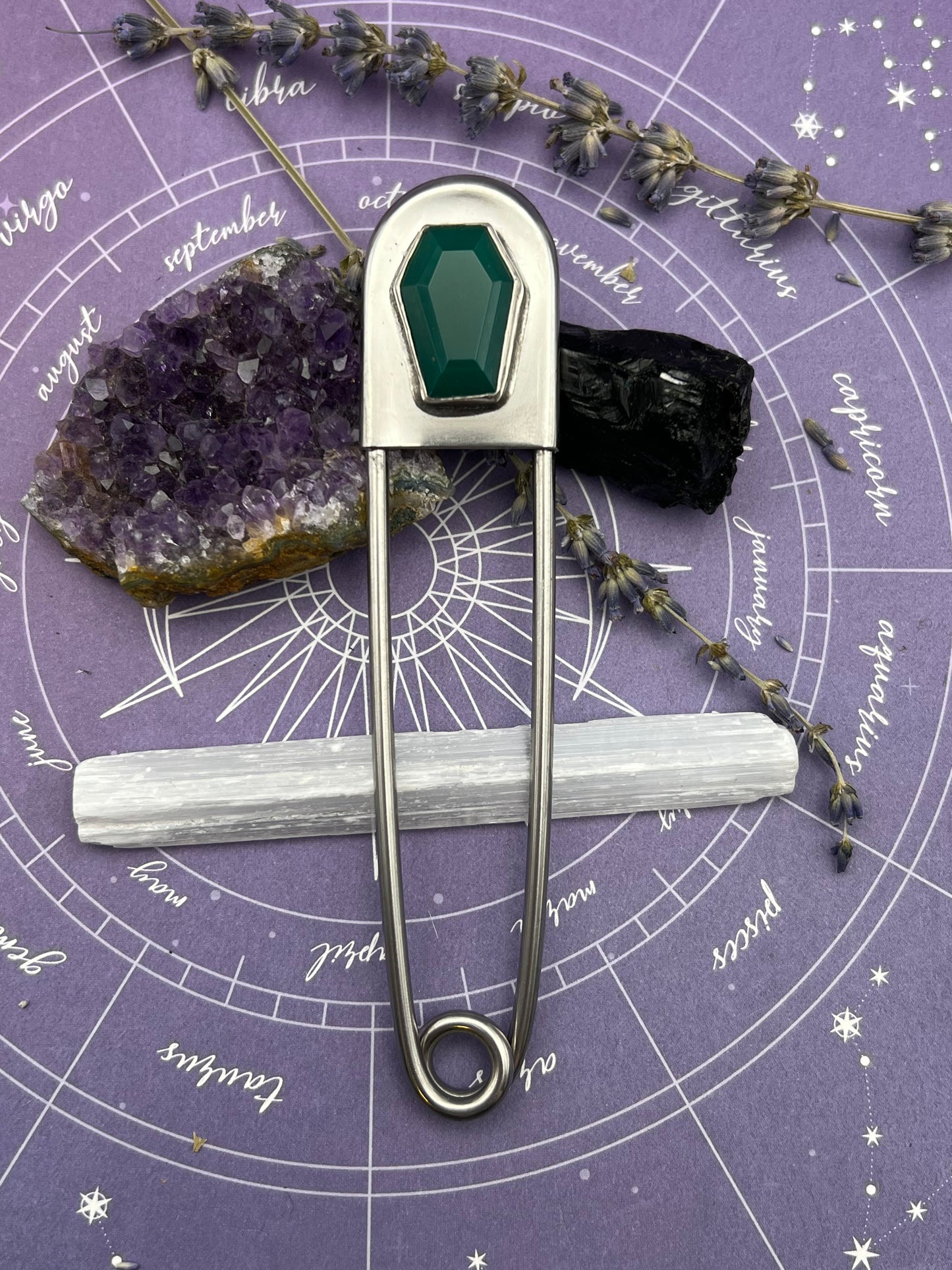 The Green Onyx Coffin Jumbo Safety Pin