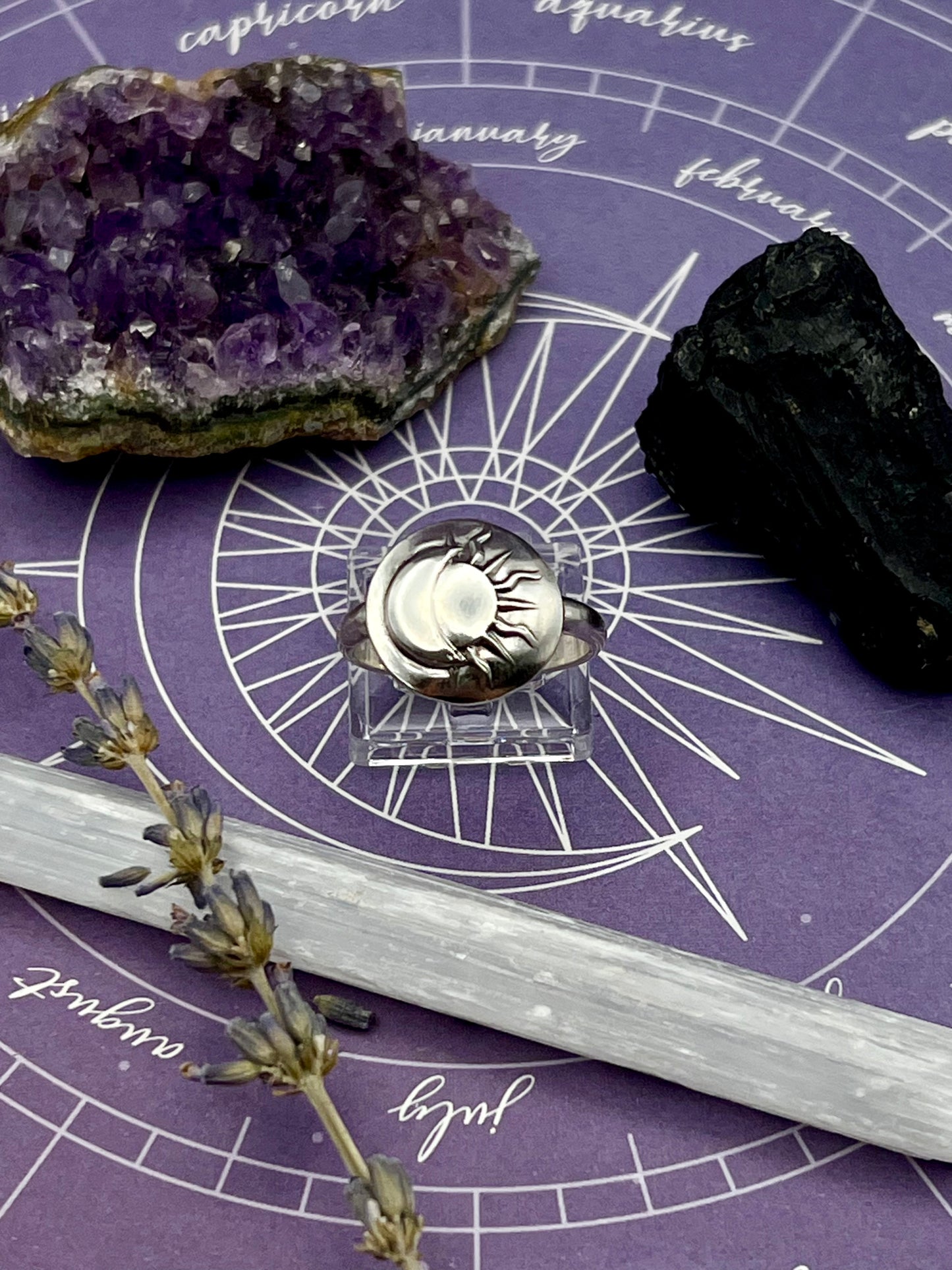 The Eclipse Ring